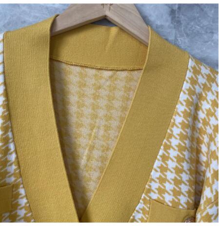 Women's Houndstooth Pattern V-Neck Knit Cardigan