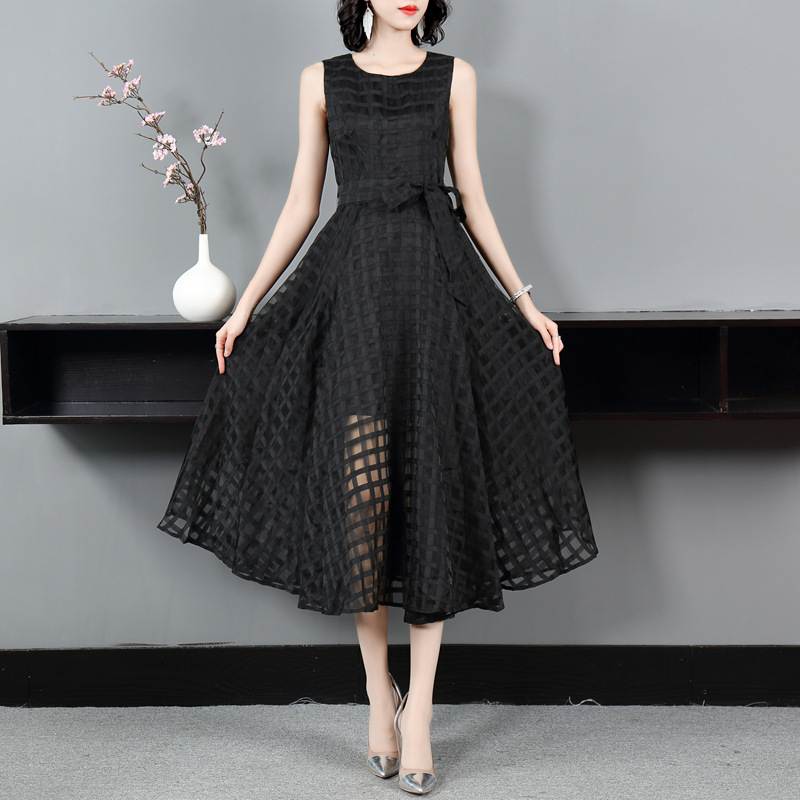 Sleeveless Long Evening Dress, picture 5 of 7