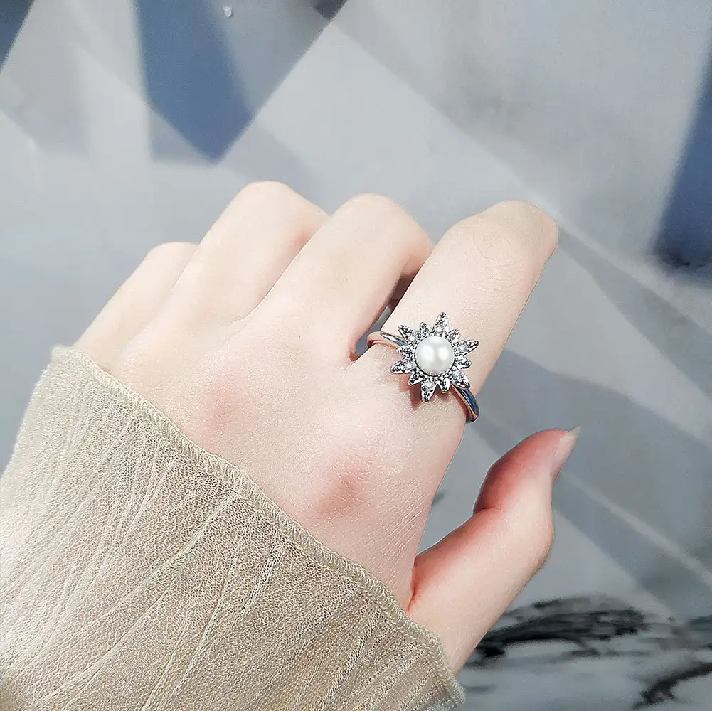 Rotatable Ring SUNFLOWER Personality Pearl
