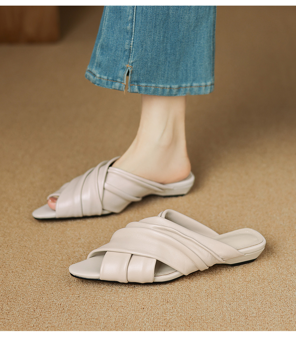 Square toe detail on Women's Ruched Lambskin Slide Sandals – Sarah Express