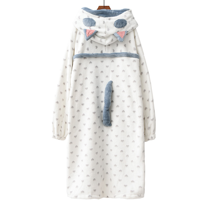 Coral Flannel Can Be Worn For Autumn And Winter Long Home Wear