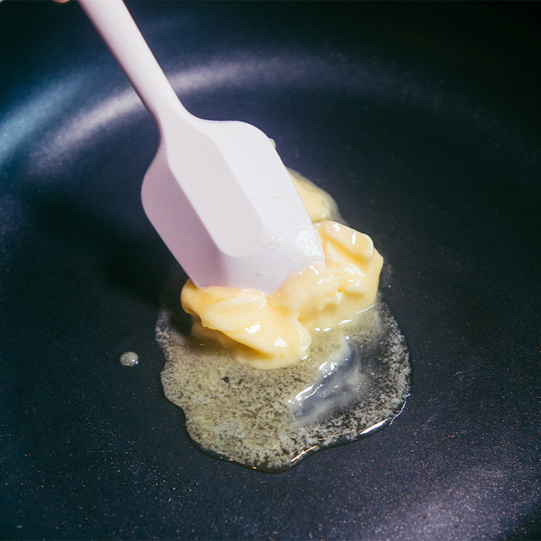 طقم أدوات خبز للأطفال من خمسة قطع