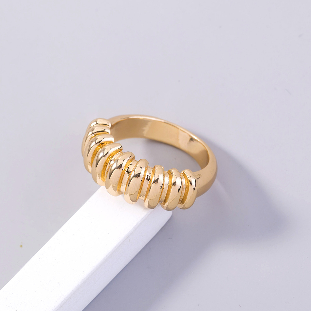 European And American Cross-border Golden Simple Fashion Horn Ring