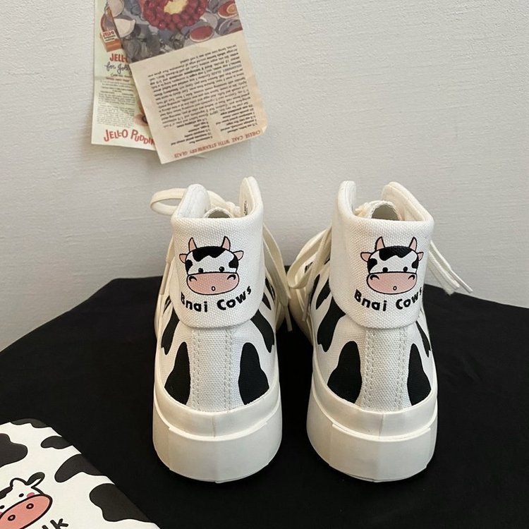 Cow Cute Preppy Women's High-top Canvas Shoes