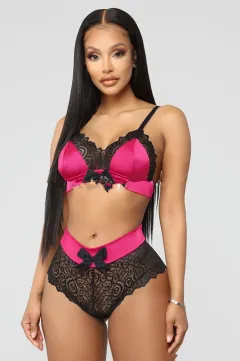 New Style Sexy Lingerie Sexy Sling Lace Bra Two-piece - Rose Red - View 1