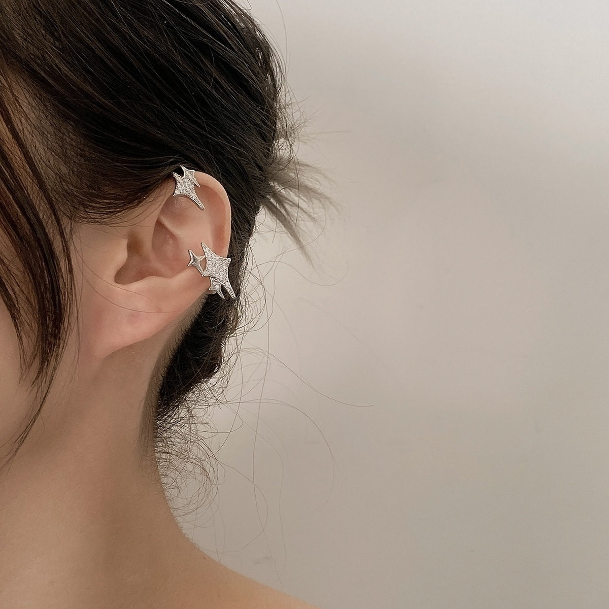 Fashion Personality Micro-drilled Star Ear Clip