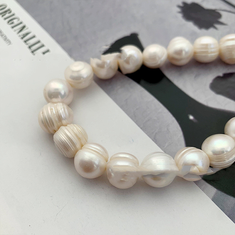 Natural Colorful Glare Wrinkled Round Baroque Pearl Necklace