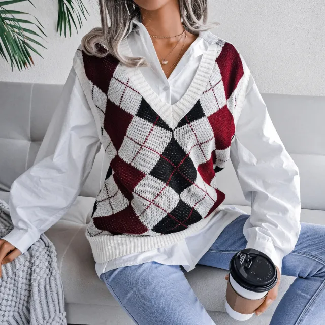 Round Neck Hollow Leaf Casual Knitted Vest Sweater B Red - Shop at LoveMi