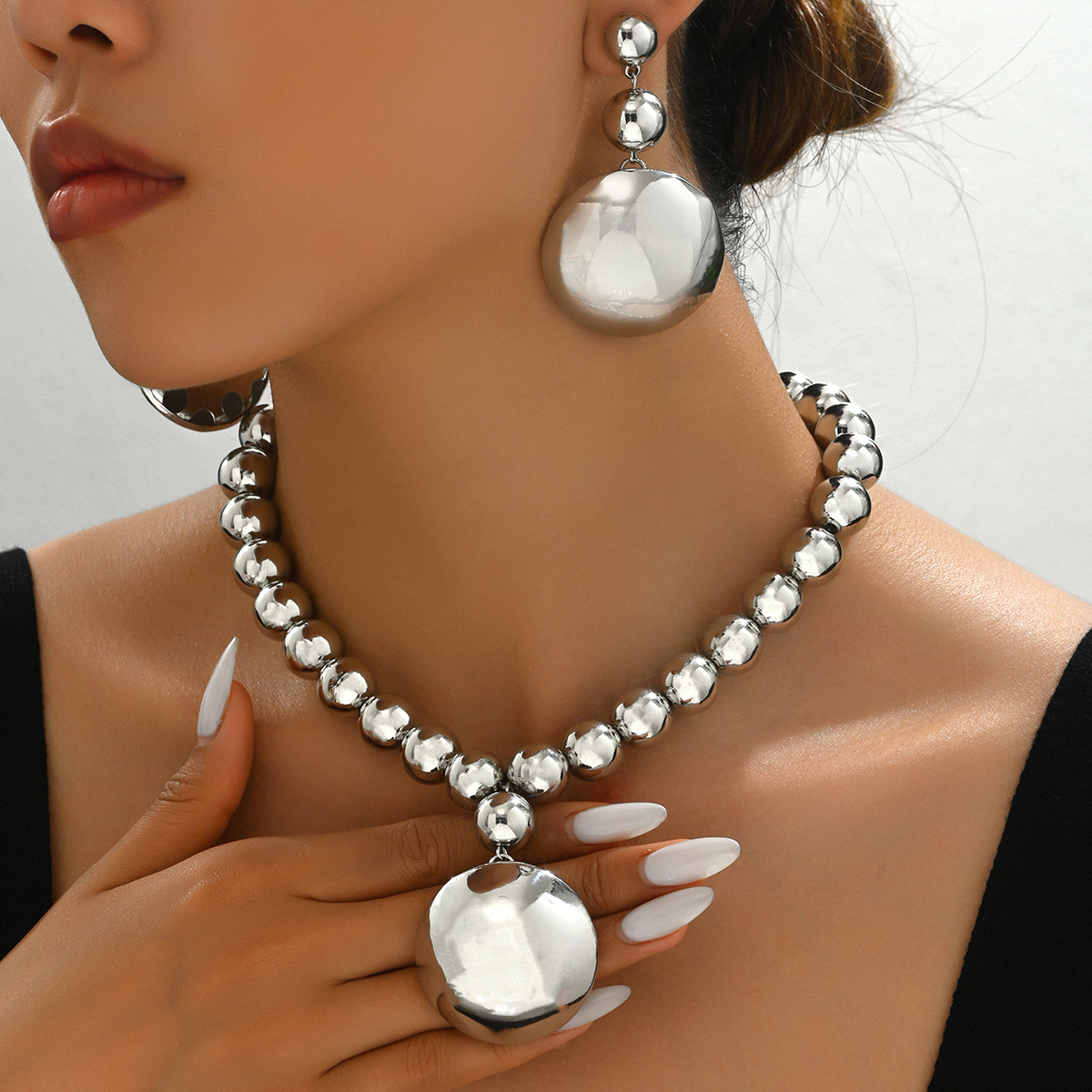 Set · Silvery