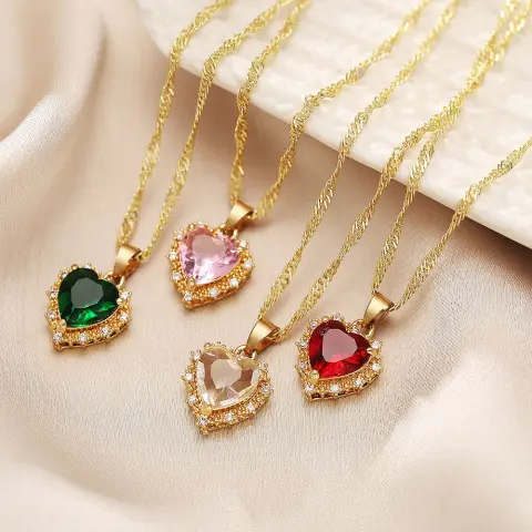 Colorful Rhinestones Heart-shped Necklace Love Gold Clavicle Chain Personalized