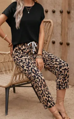 Summer Solid Colour Round Neck Short Sleeve T-Shirt And Leopard Print Casual Pants Two Piece Set For Women - Black - View 1