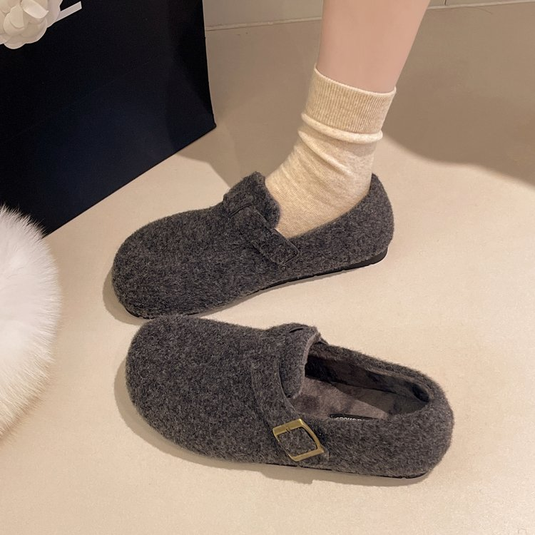 Fleece-Lined Suede Clogs
