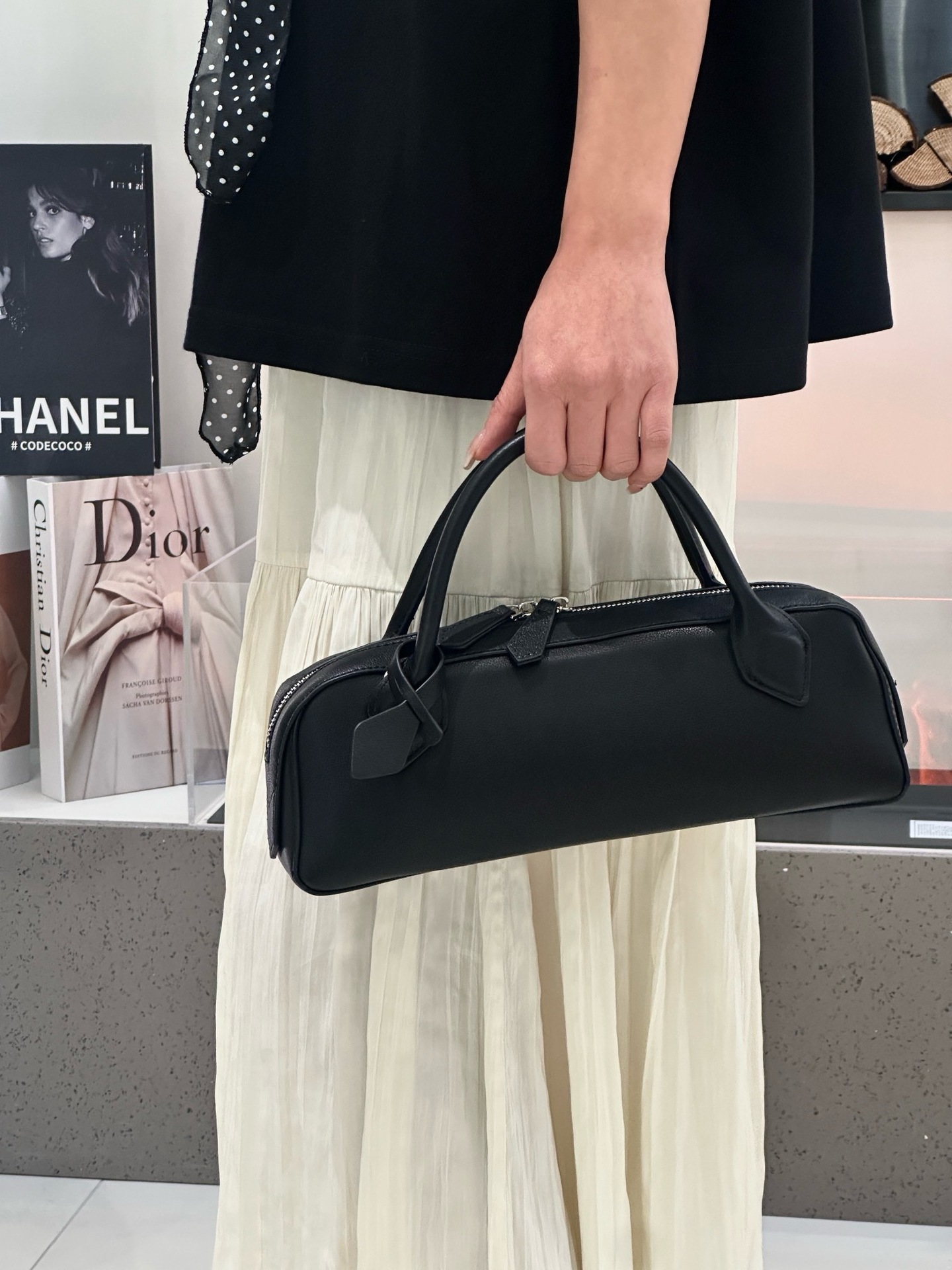 Cross-border New Top-grain Cowhide Baguette Bag, Single-shoulder Vintage Sausage Bag, Napa Leather Women's Handbag 3