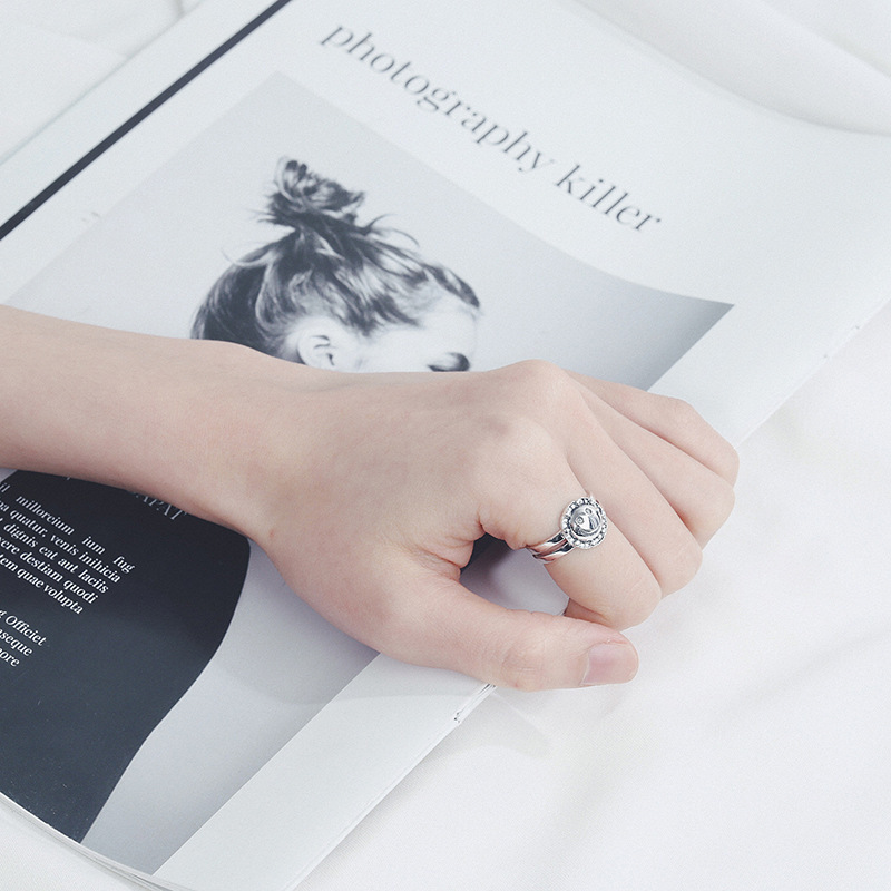 Smiley ring feminine temperament positive energy net celebrity with index finger ring