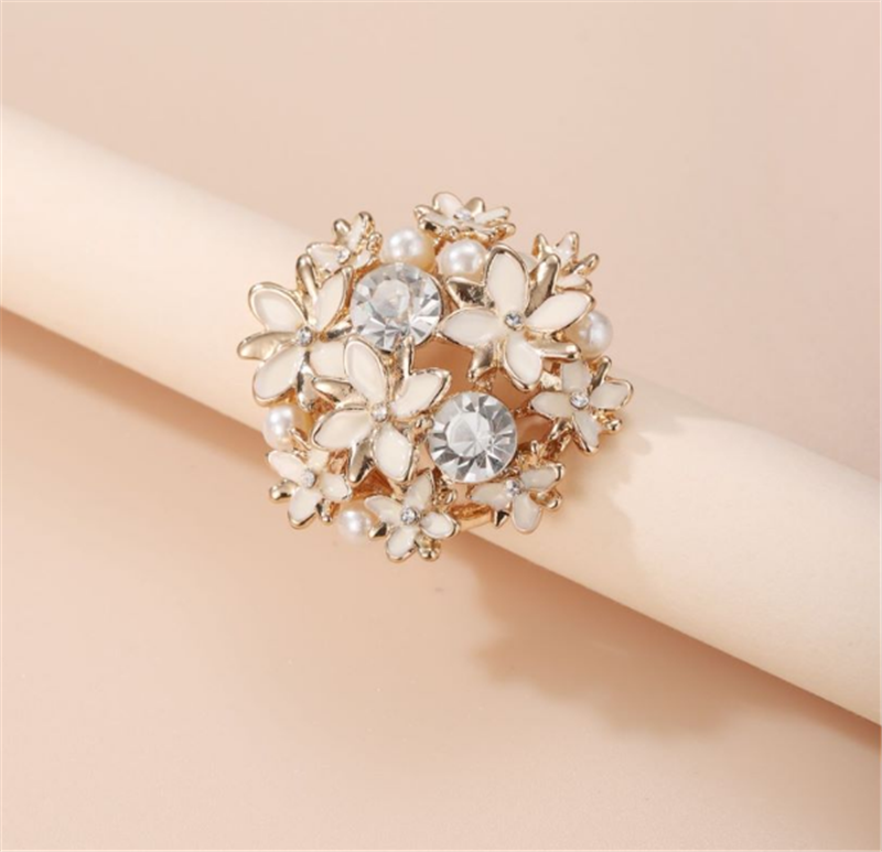Fashion Simple Metal Temperament Ring