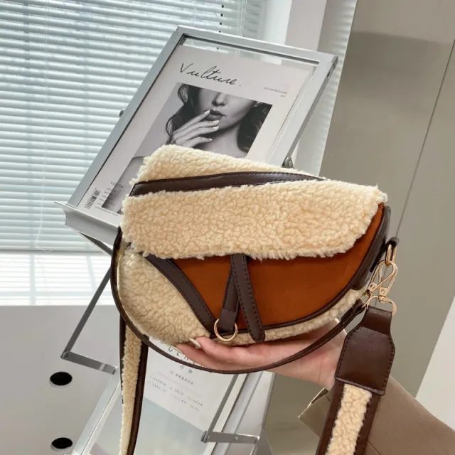 One shoulder Messenger Underarm Bag Korean Style Plush Stitching Literary Female Brown - Shop at LoveMi