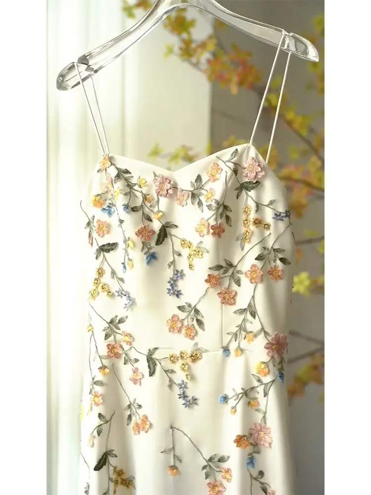 High-grade Heavy Industry Banquet White Suspender Dress For Women