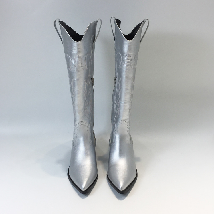 Title 4, Silver Embroidered Chelsea Boots Autumn And Winter