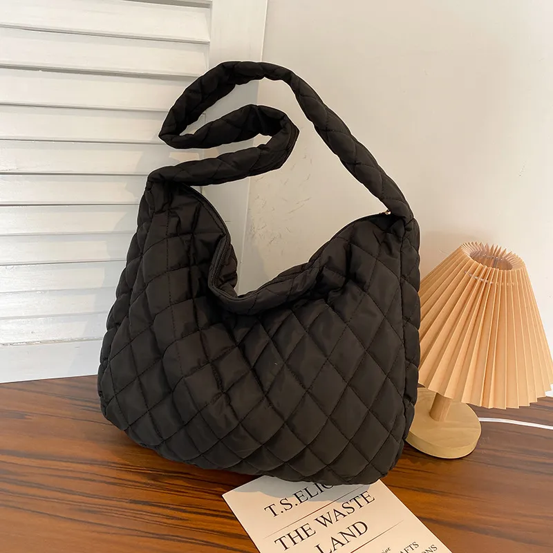 Warm Totes Shoulder Bags For Women Fashion Winter Shopping Bag - Black
