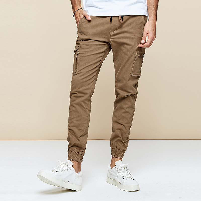 Title 15, Pantaloni da jogging slim fit alla moda militar...