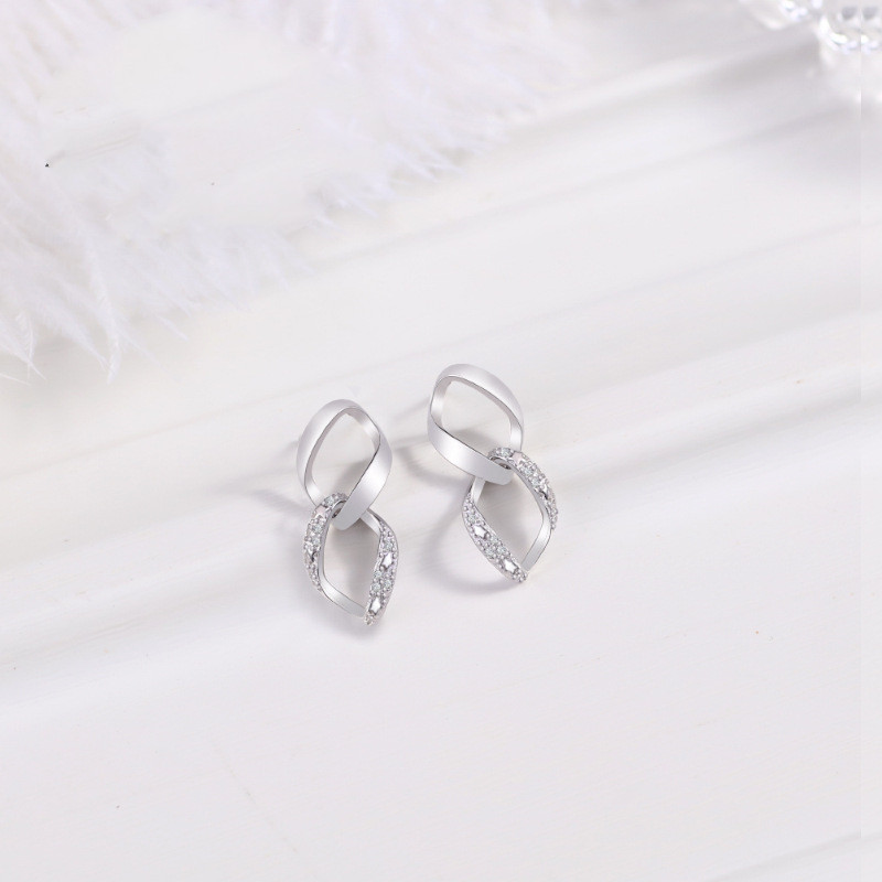 Fashion Simple Geometric Wispy Earrings