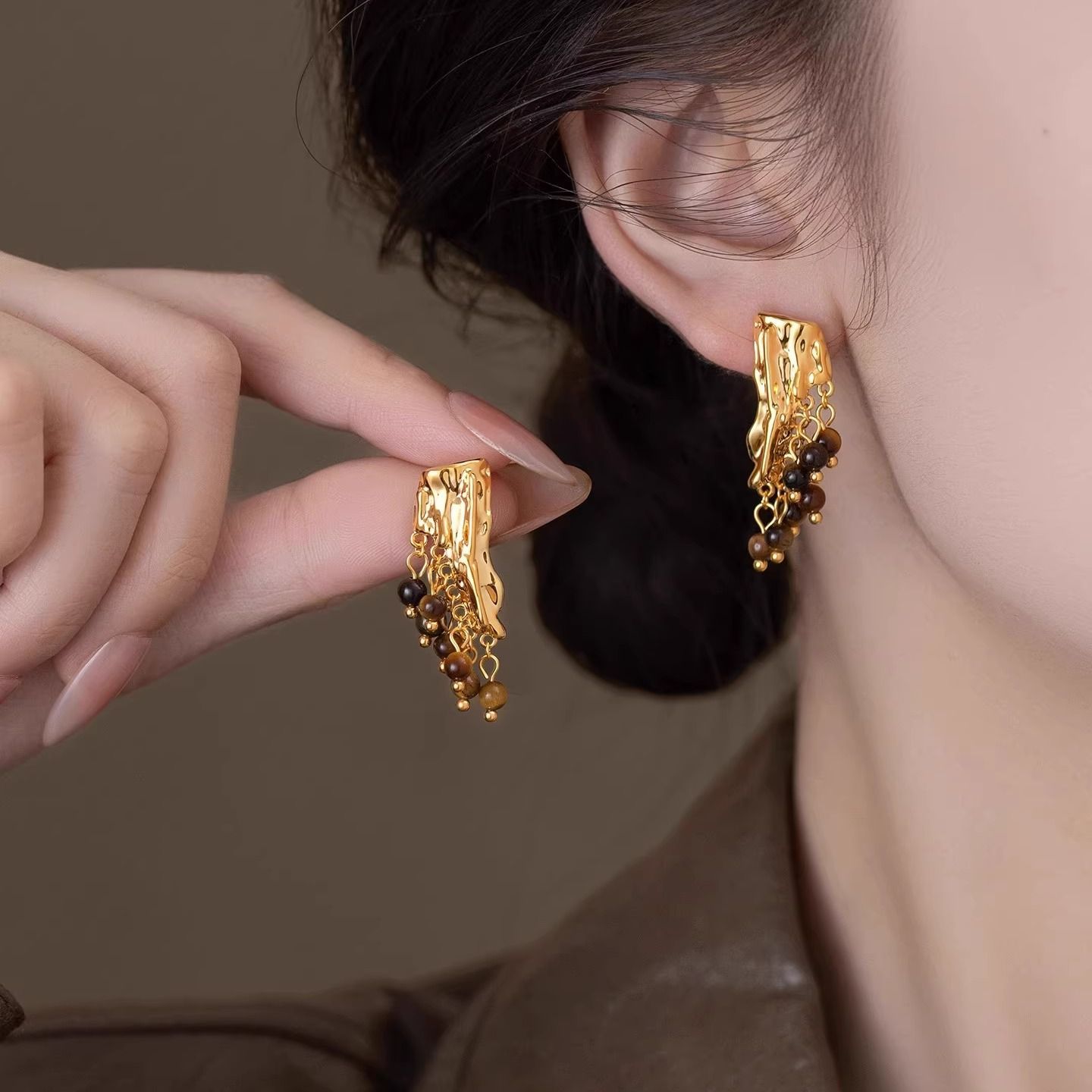 Orecchini a goccia vintage con gocce di uva irregolari, per donne, Earrings con tasselli a tamburo unici, Jewelry di alta moda, Categorie: Orecchini