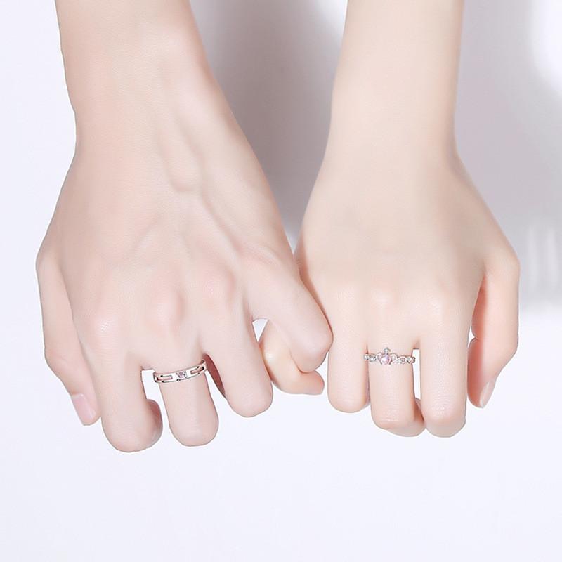 Men And Women Trend Personality Moonstone Crown Couple Ring