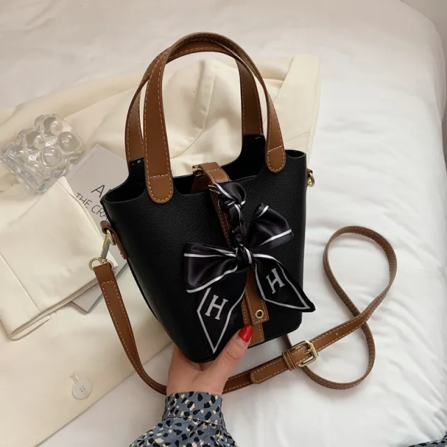 French Niche All match Retro Bucket Handbag Black - Shop at LoveMi