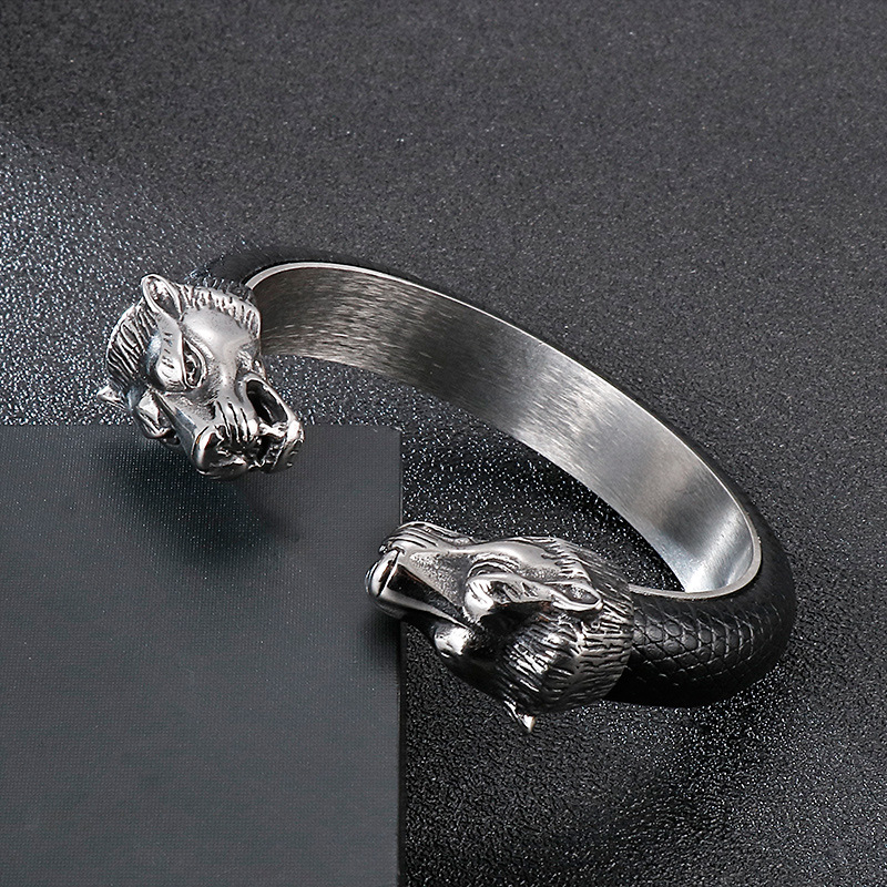 Punk Style Personality Domineering Wolf Head Titanium Steel