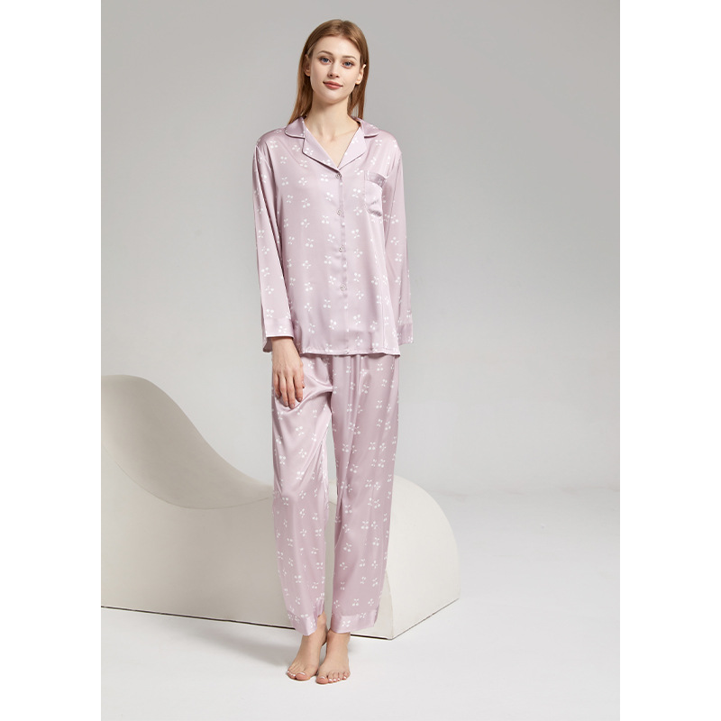 طقم بيجاما نسائي كاجوال بطبعة الكرز من قماش الحرير الجليدي