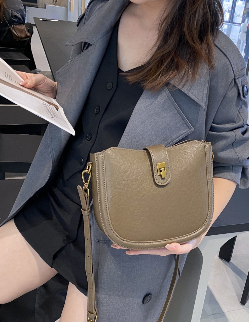 Sac de selle de luxe léger et minimaliste, sac à main en cuir véritable – Image 7