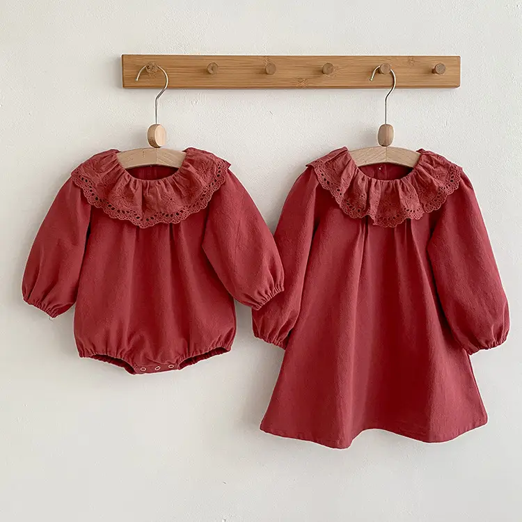 New Children's Lace Lantern Sleeve Dress