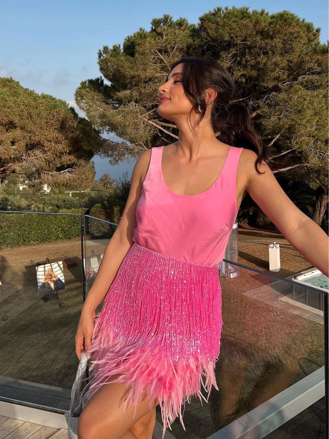 New Style Dinner Temperament Suit Short Skirt Tassel Feather