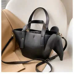 Elephant Large Capacity Fashion Women Retro One Shoulder Crossbody Bag - Black - View 1