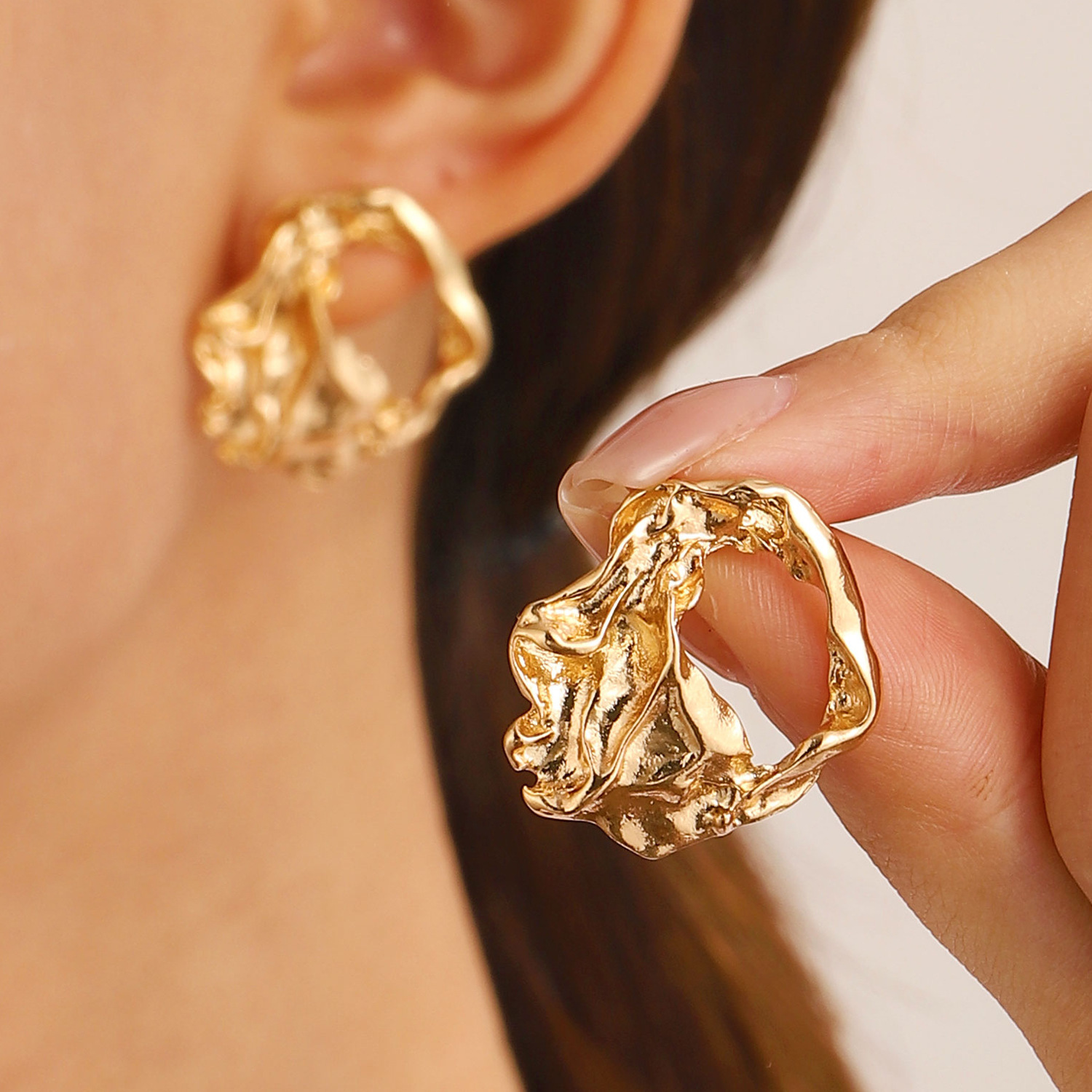 Avant-Garde Irregular Geometric Ear Jewelry, Retro Bold Lava Crinkled Metal Texture European American Trend Women Stud Earrings