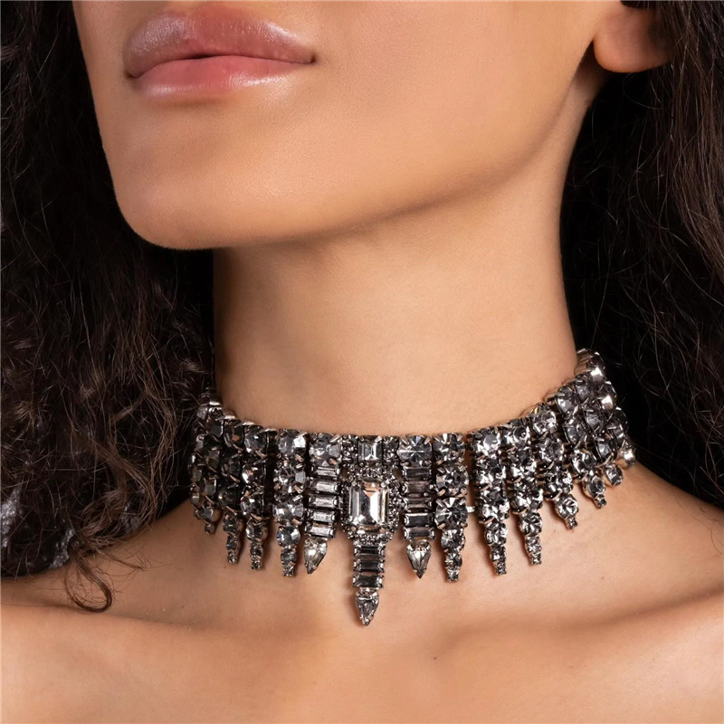 Women's Fashion Glittering Rhinestone Zirconia Collar