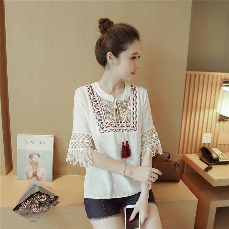 Women's Ethnic Embroidered Tassel Lace Hollow Round Neck Loose Cotton Linen Top