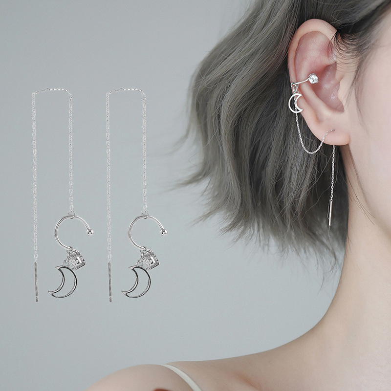 Niche Design Simple Tassel One-piece Ear Clip
