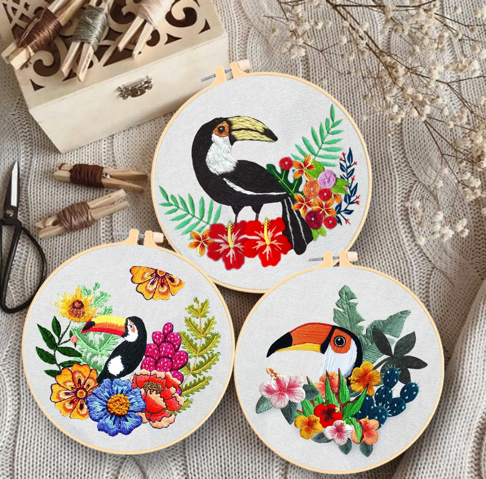 Making Creative Beginners Three-dimensional European Embroidery Material