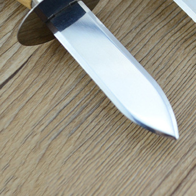 Stainless Steel Oyster Shellfish Seafood Skid With Thick Wooden Handle