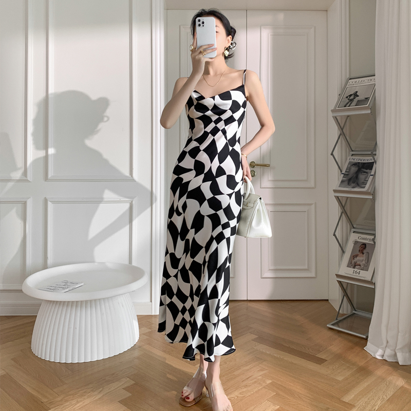 Floral V-Neck Long Dress