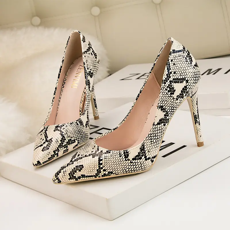 Shallow Mouth Snake Pattern Pointed Sexy Nightclub Showed Thin High Heels