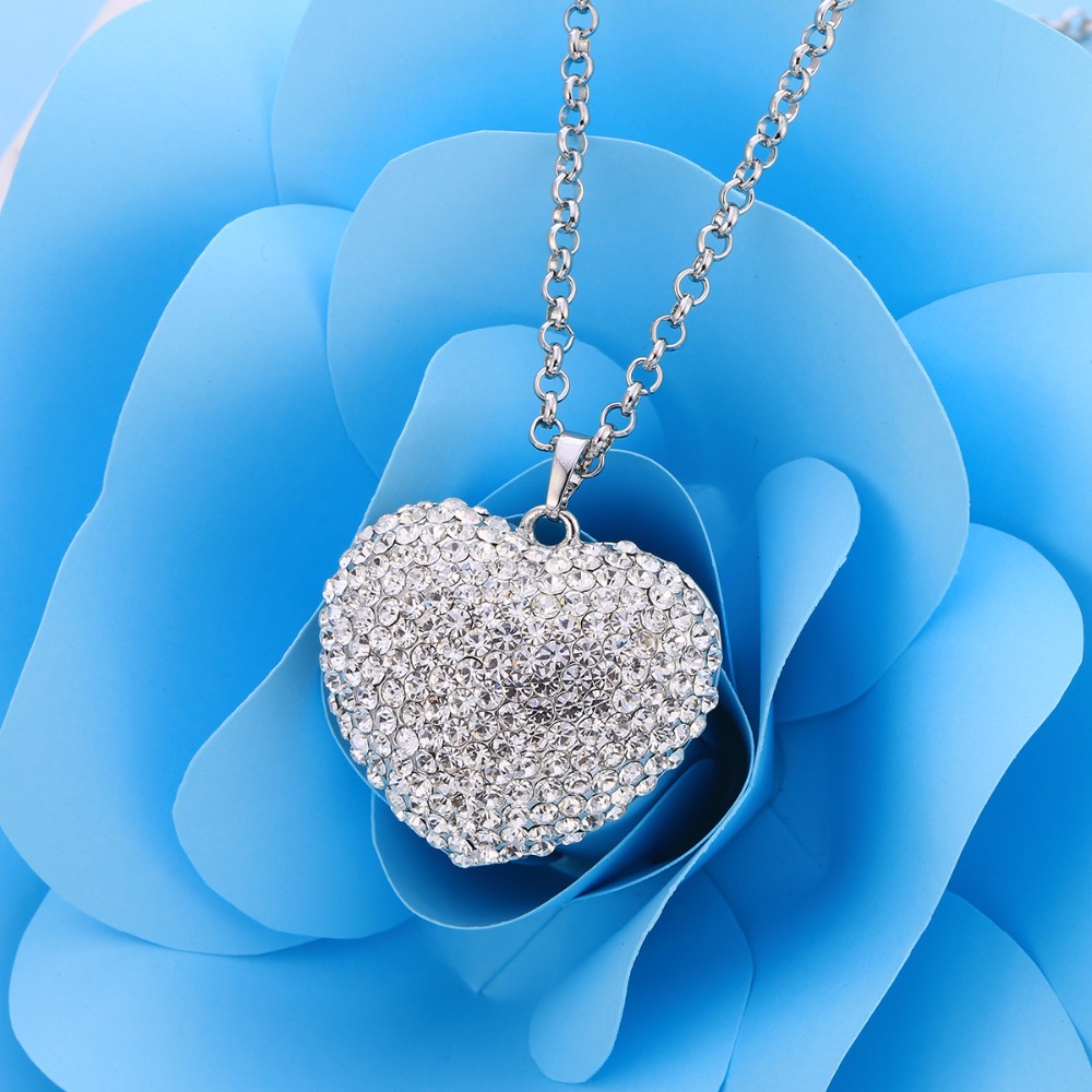 New Necklace Korean Love Heart-shaped Sweater Chain