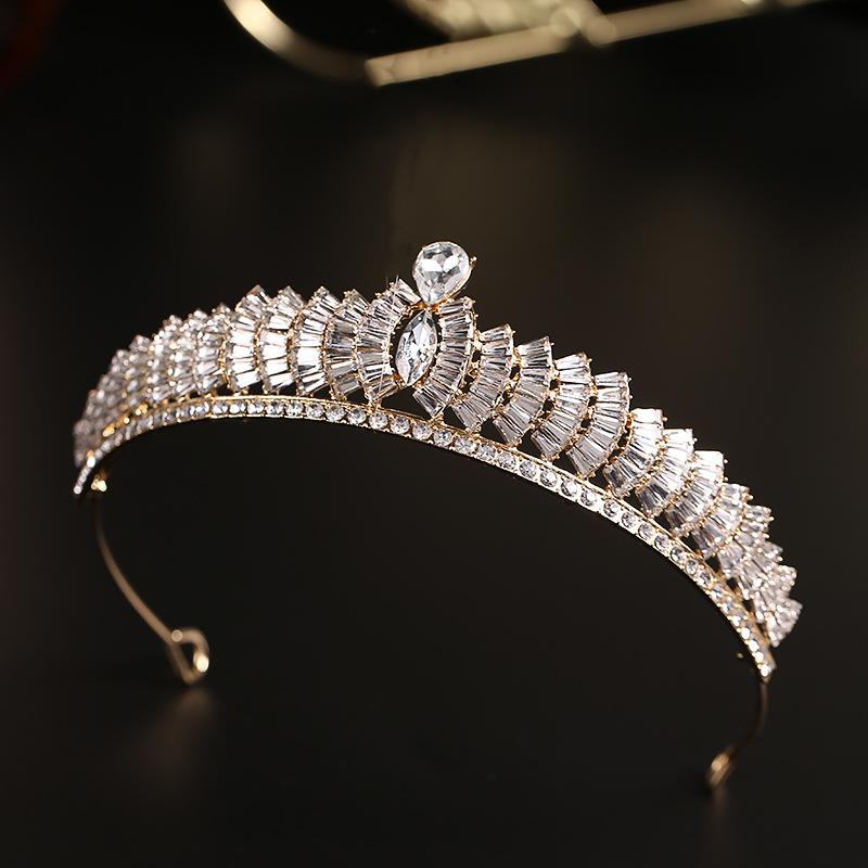 Simple Rhinestone Alloy Crown Hair Ornament