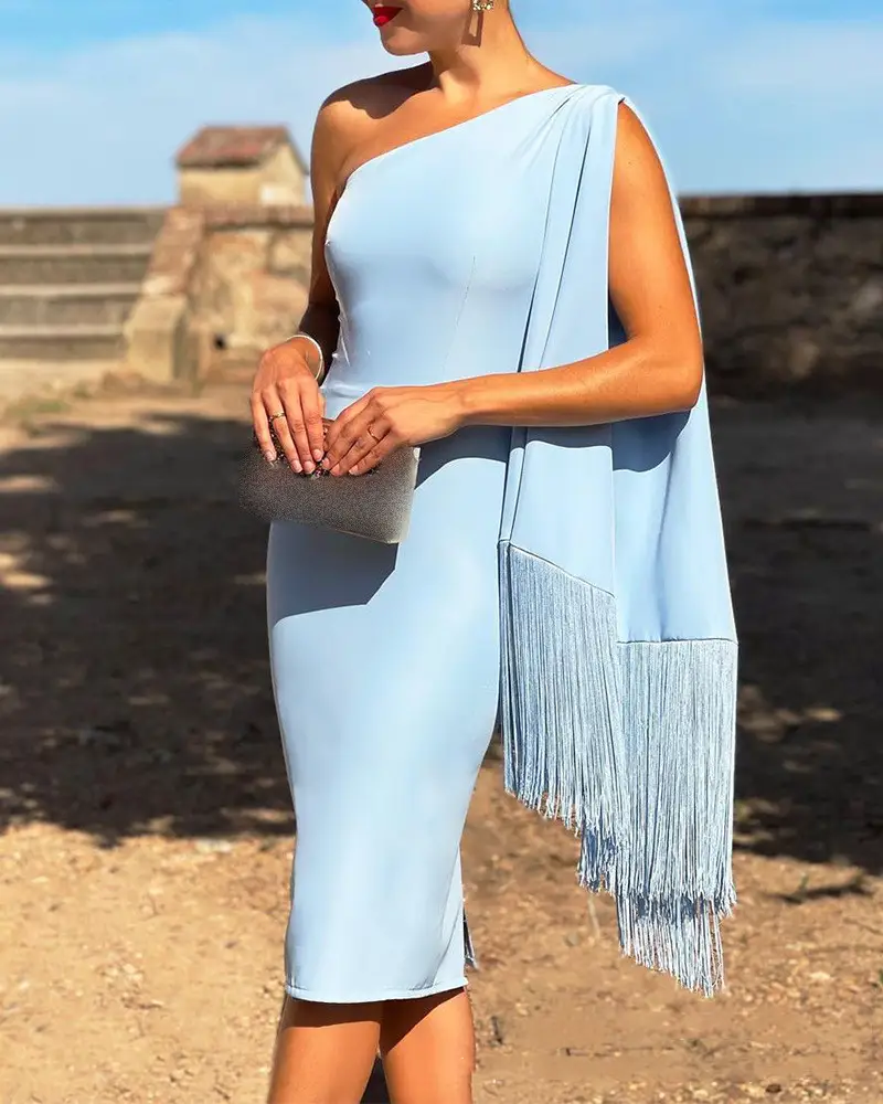 New Sky Blue One-shoulder Fringed Cloak Slim Dress