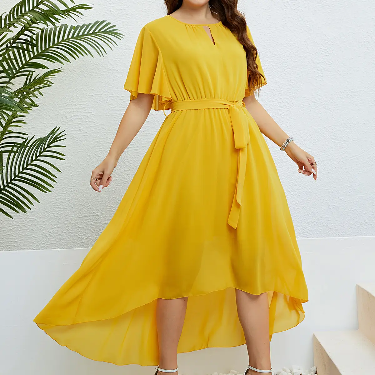 Yellow V-neck Lace-up Waist-controlled Women's Dress