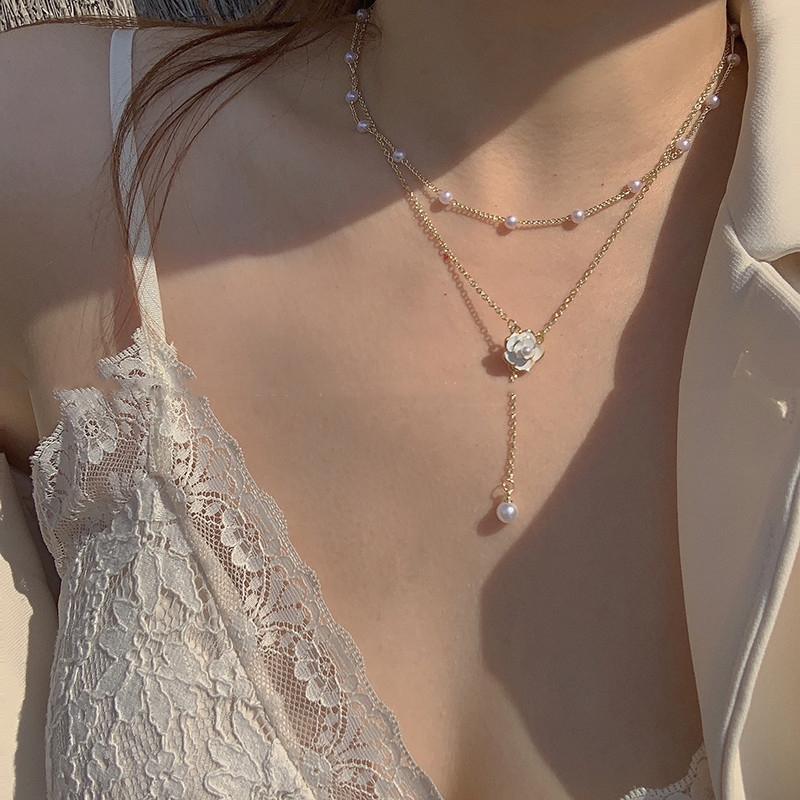 Women's Fashion Double Camellia Necklace