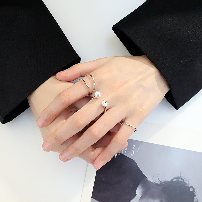 Approximately Personalized Four-piece Diamond Geometric Ring