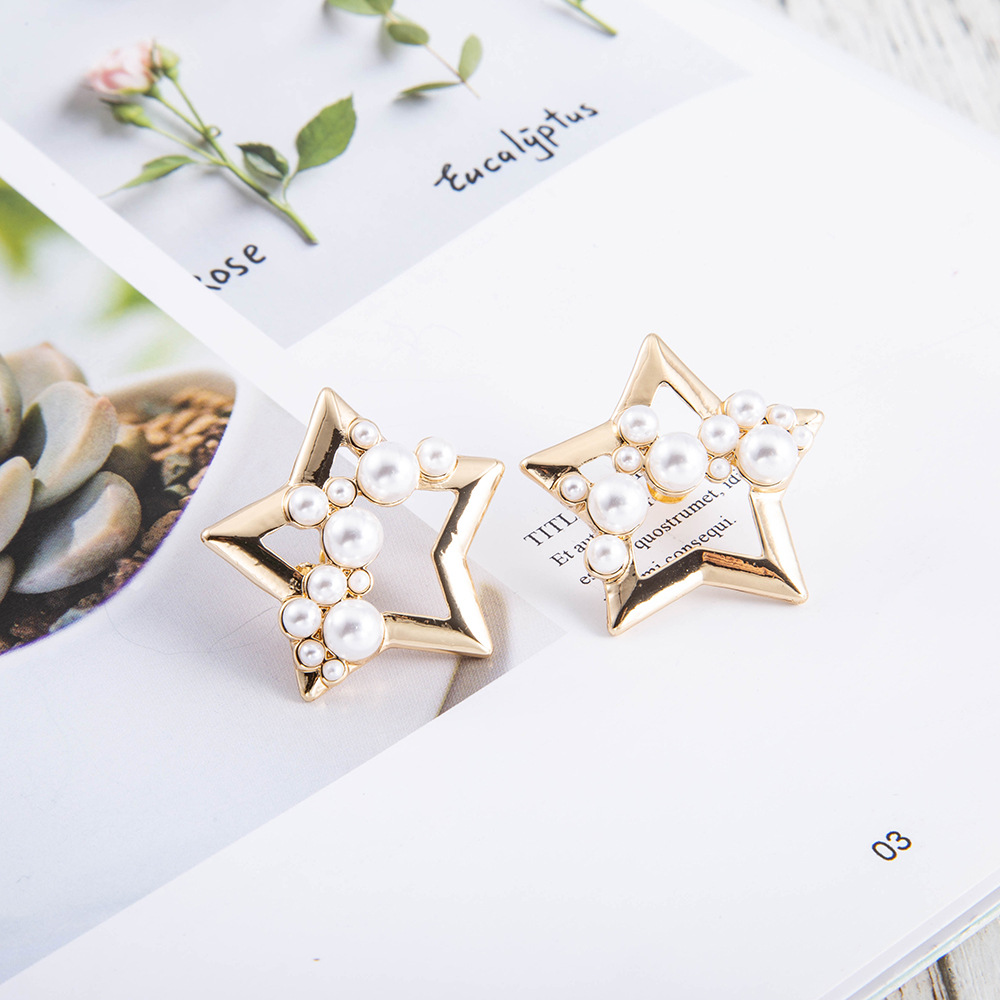 New Popular Five-star Pearl Earrings