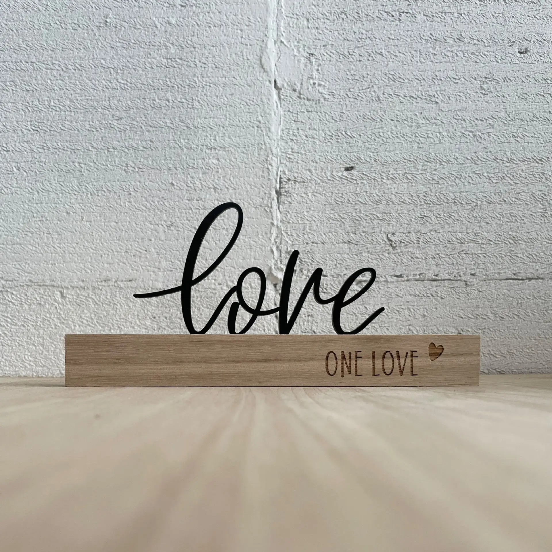 Wooden Base Metal DAD Sign With Mustache Engraved The Light Of My Life Father's Day Tabletop Decor Gift For Dad